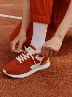 New HOFF RUBEUS WOMAN